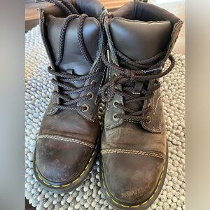 Brown Dr Martens size 8 men’s